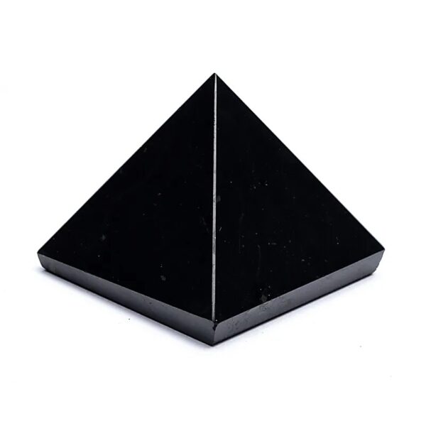 Schungit Pyramide