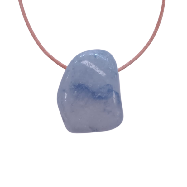 Blauquarz gebohrt