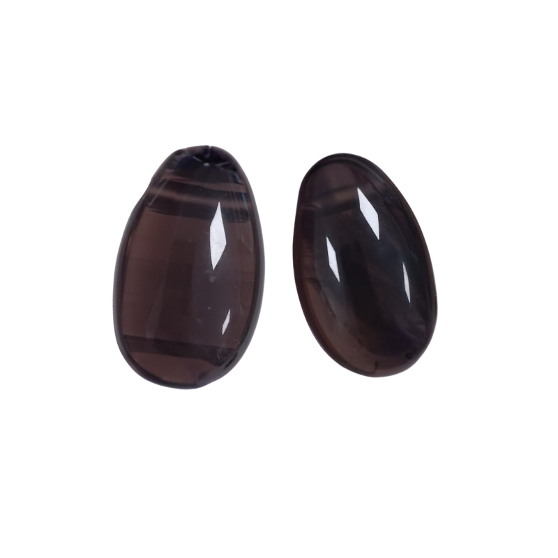 Lamellenobsidian gebohrt